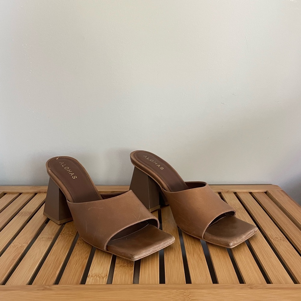 Alohas Heels